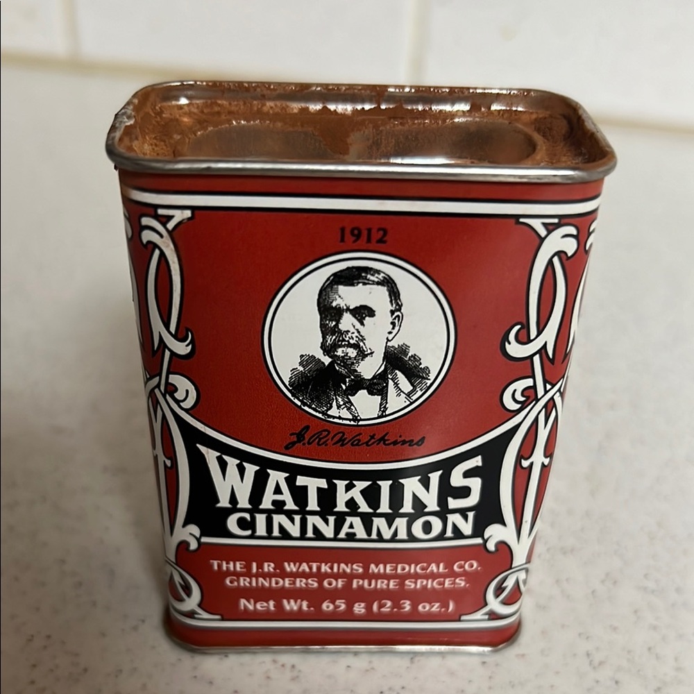 Vintage Cinnamon Tin - Red